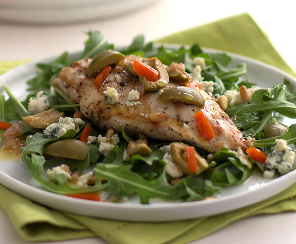 Grilled Chicken Salad with Olives and Blue Cheese